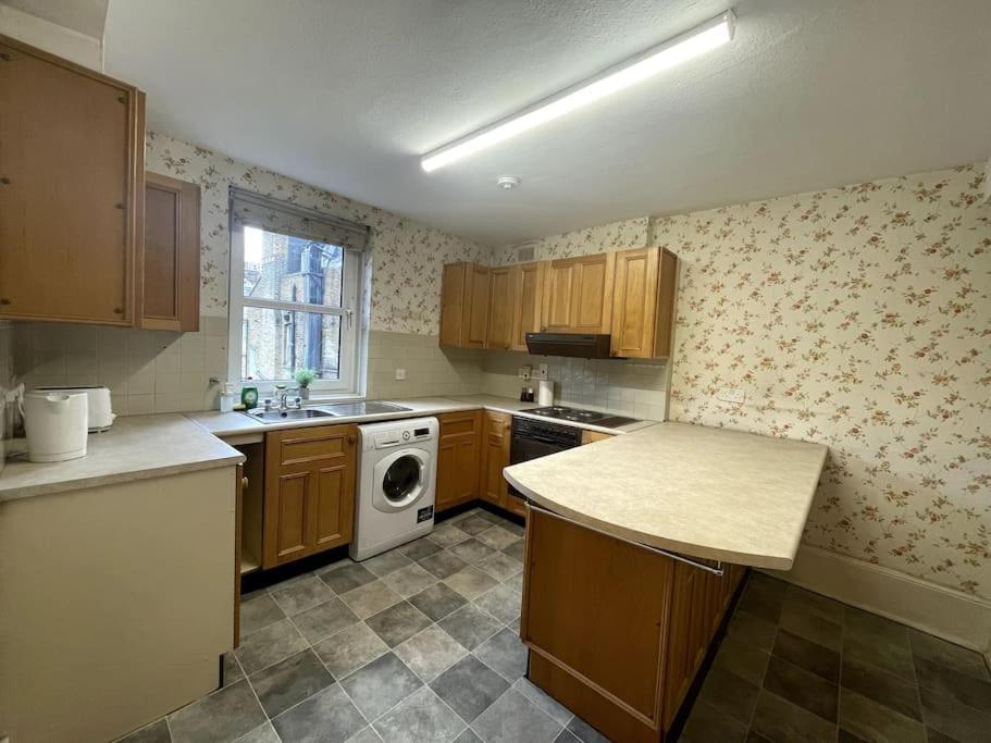 Apartament Old School Grandma London Experience ! Zewnętrze zdjęcie